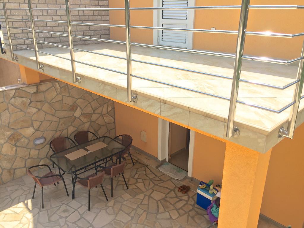 לושטיצה Zanjice Luxury Suite מראה חיצוני תמונה