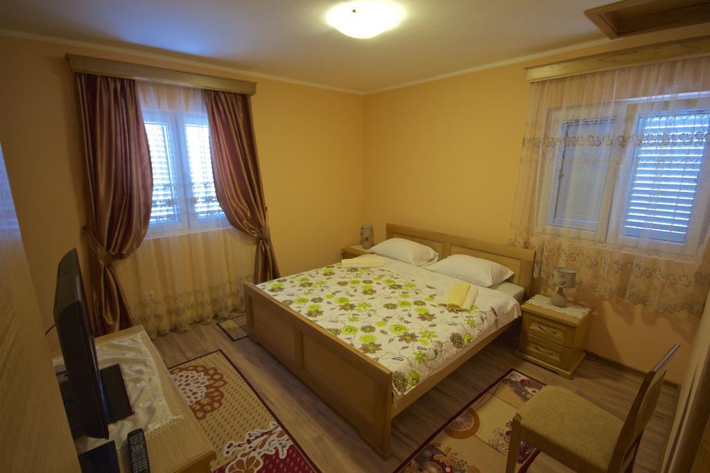 לושטיצה Zanjice Luxury Suite מראה חיצוני תמונה