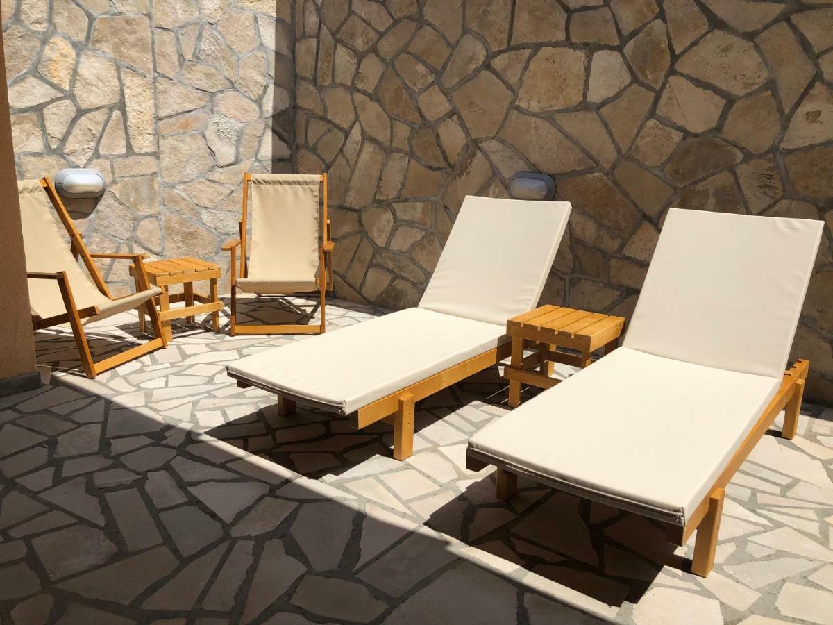 לושטיצה Zanjice Luxury Suite מראה חיצוני תמונה